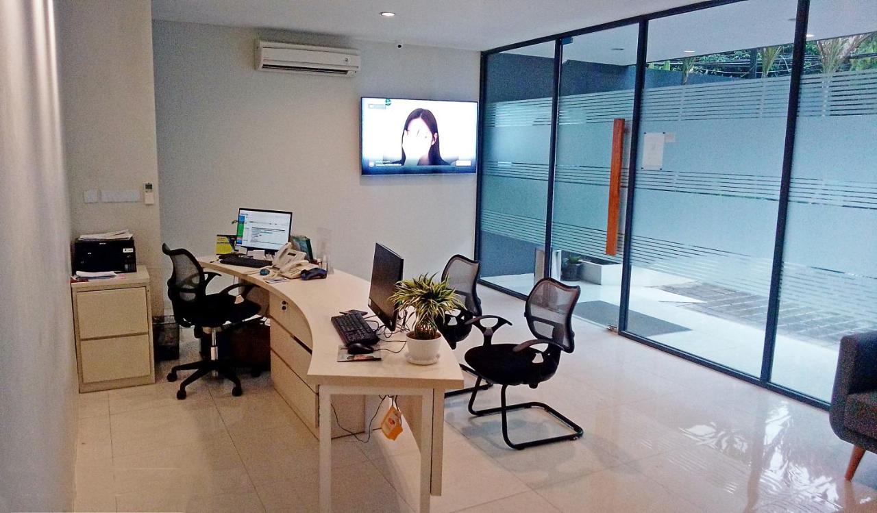 Legreen Suite Sudirman Dżakarta Zewnętrze zdjęcie